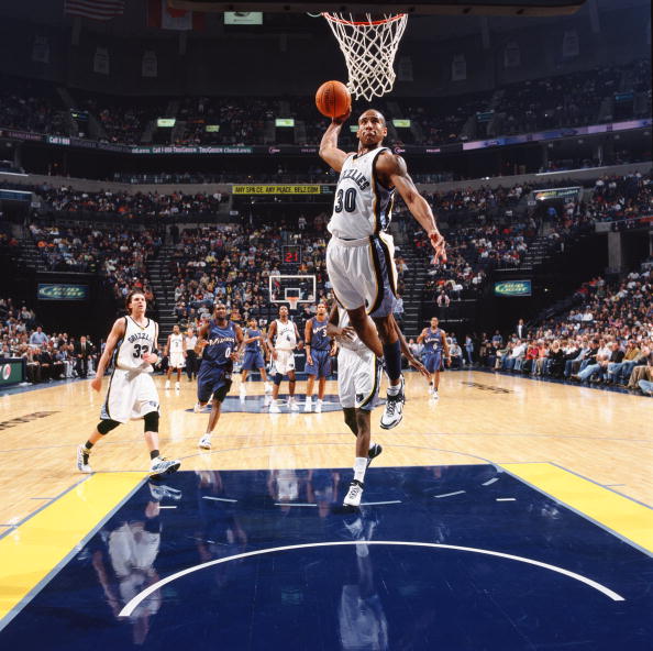 争相报道的 争相报道的