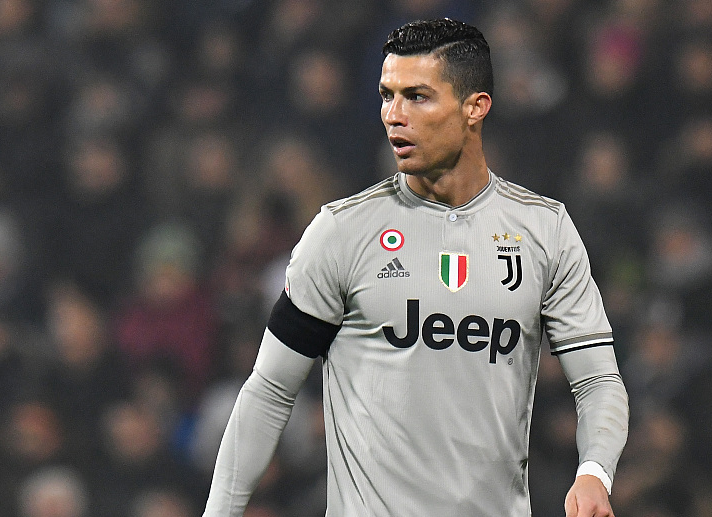 队奠定了坚 队奠定了坚