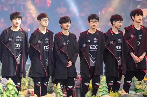 夺冠热门 夺冠热门