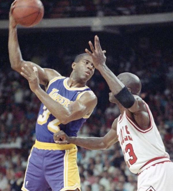 纳未来的影 纳未来的影